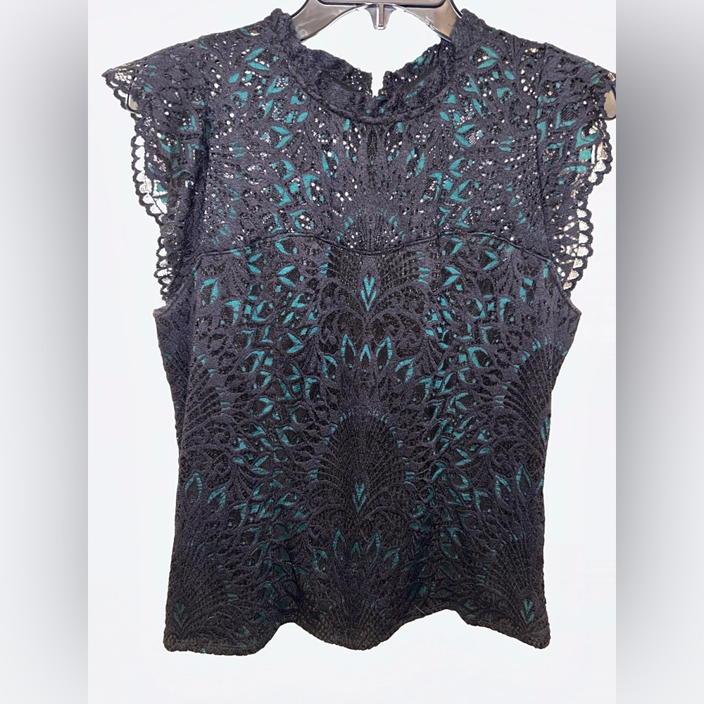 White House Black Market Black & Green Elegant Lace Top Sleeveless